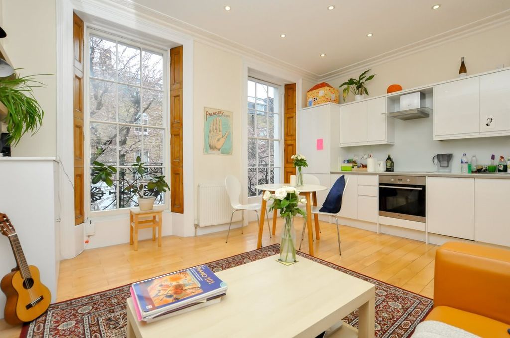 Property photo 2 of 3