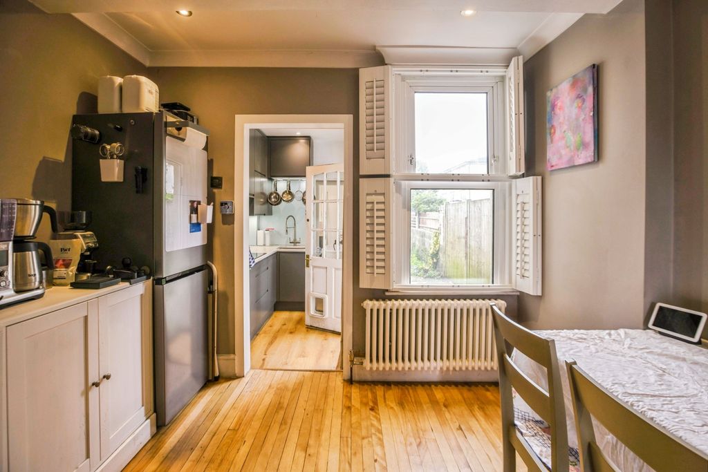 Property photo 3 of 15 Dining Room