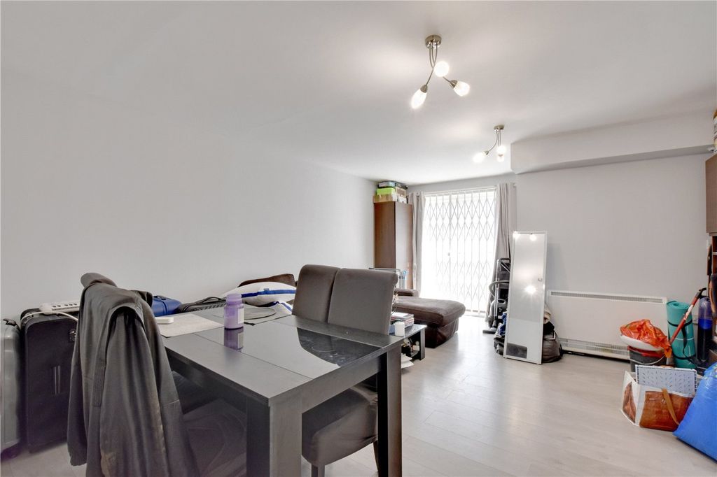Property photo 3 of 11 Picture No. 05