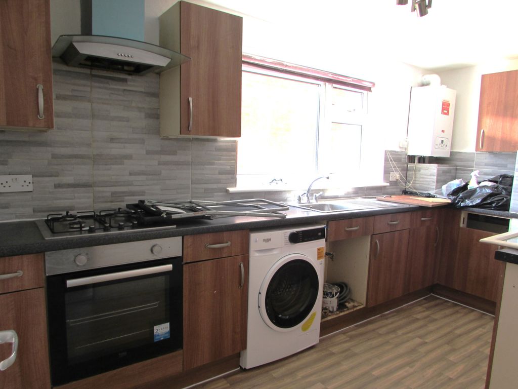Property photo 2 of 5 Img 0888