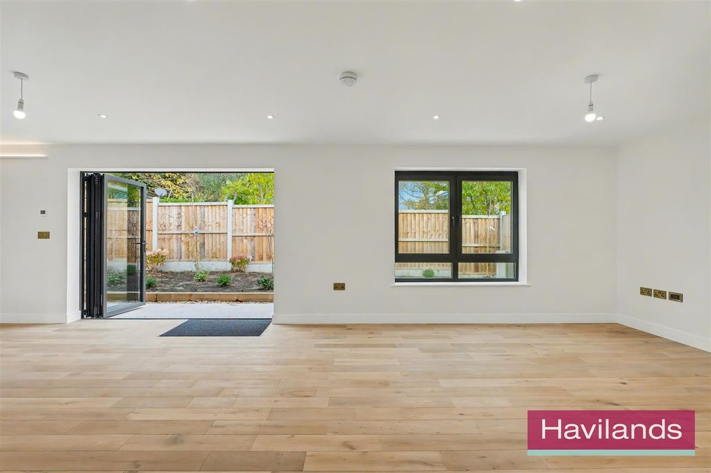 Property photo 3 of 29 Beechdale-15.Jpg