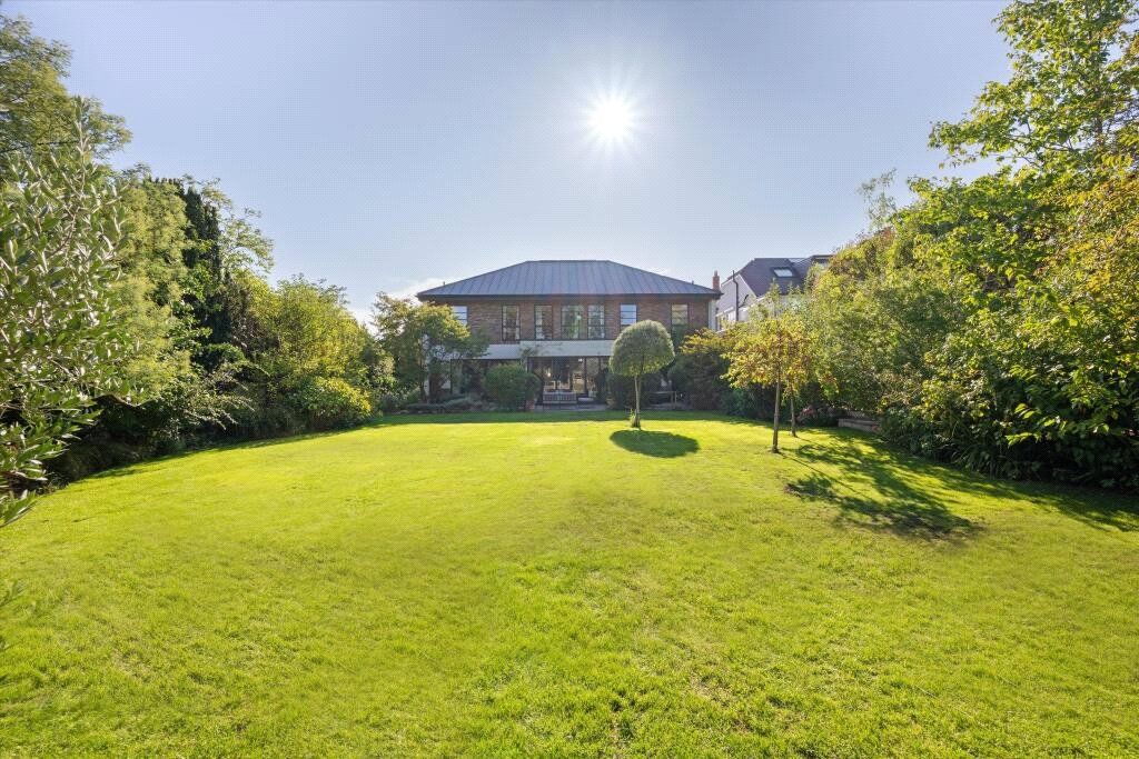 Property photo 2 of 22 Picture No. 64