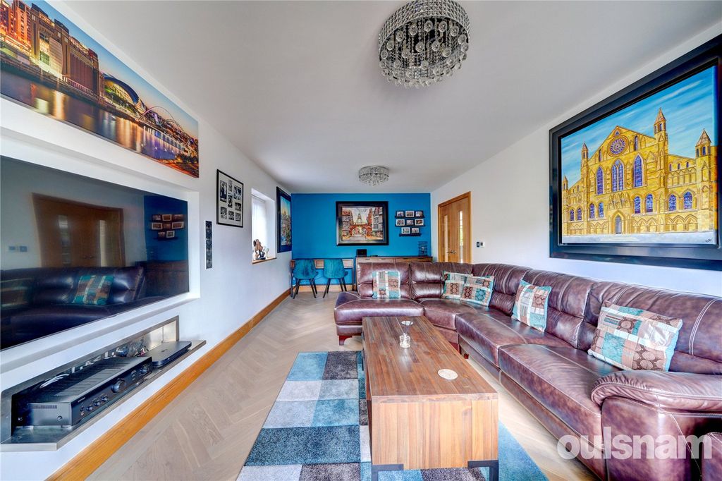 Property photo 2 of 54 Picture No. 26