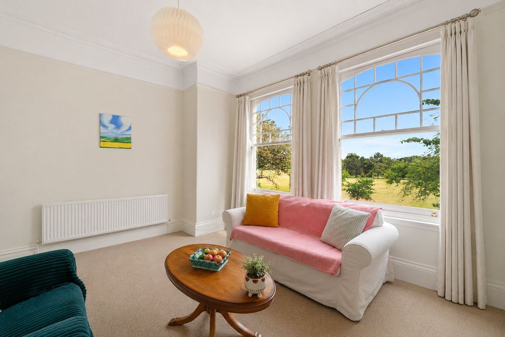 Property photo 1 of 15 Picture No. 19