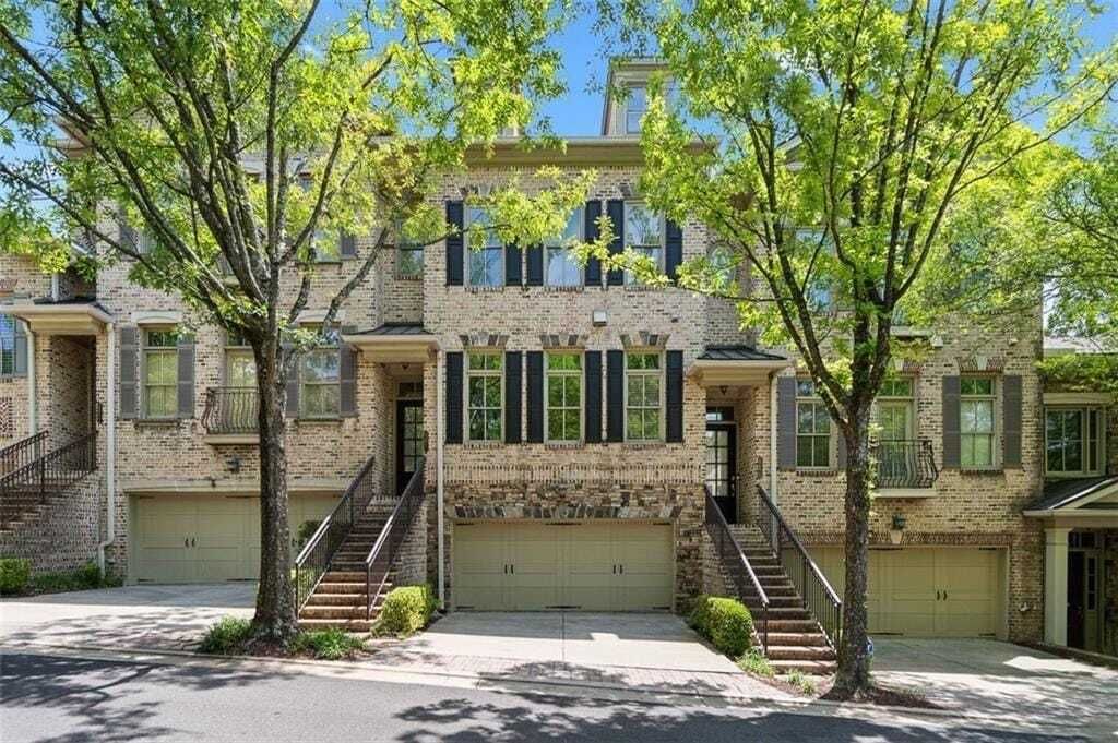 Property photo 1 of 31