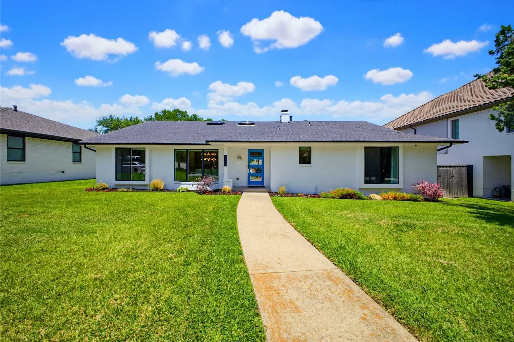 Property photo 1 of 31