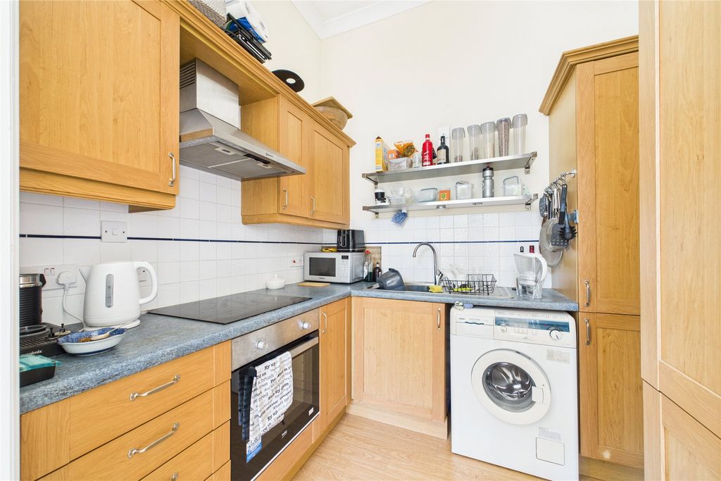 Property photo 3 of 7 Picture No. 41