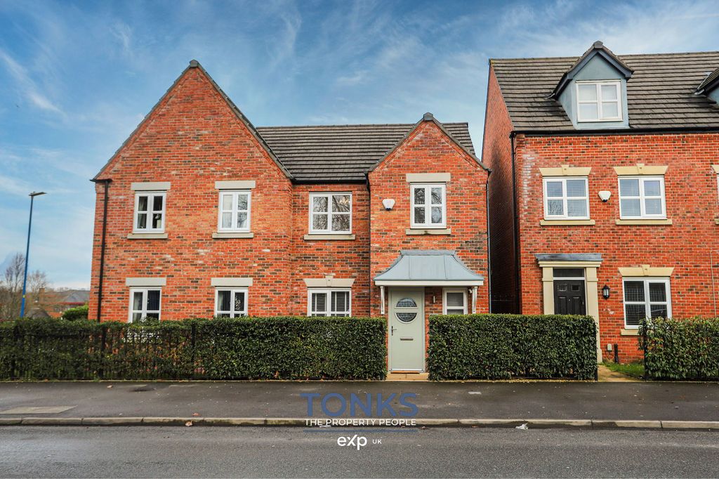 Property photo 1 of 23