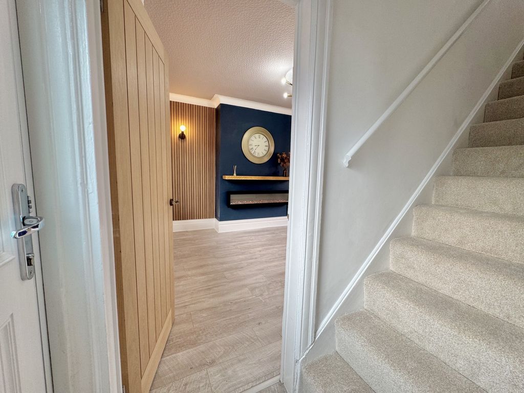Property photo 2 of 12 Img_3067