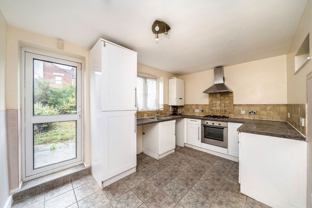 Property photo 2 of 7