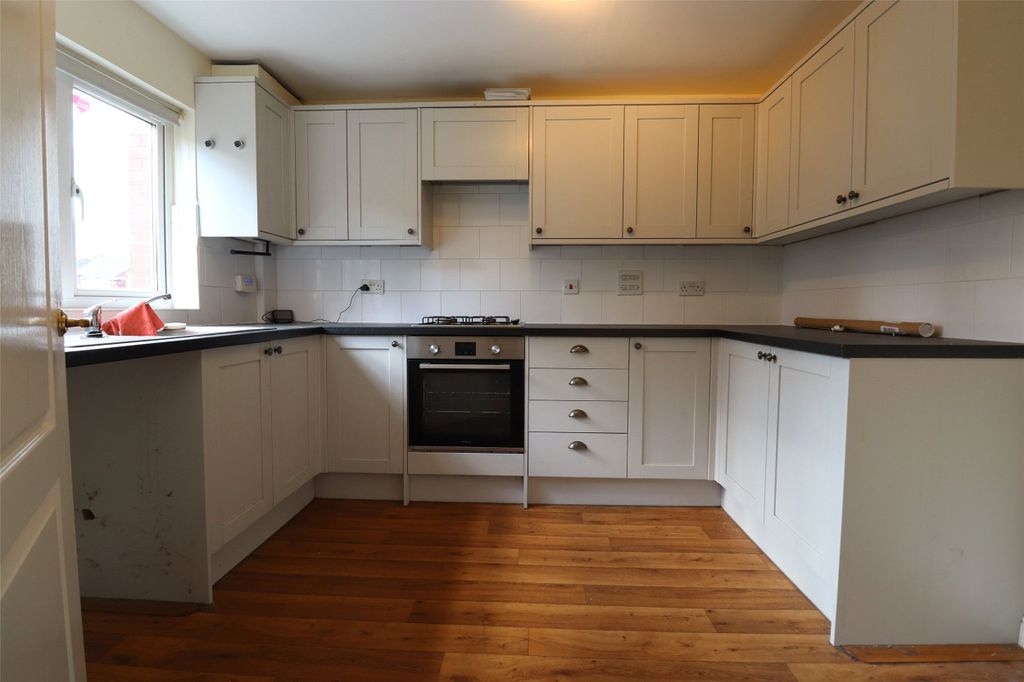 Property photo 2 of 12 2 - Picture No. 15