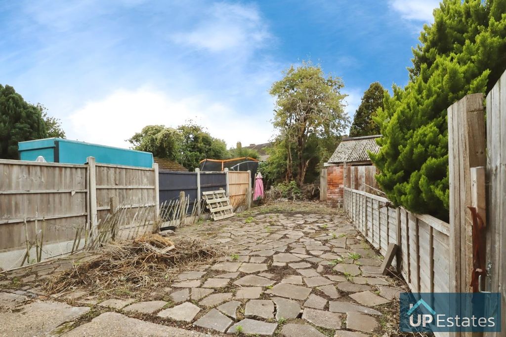Property photo 2 of 14