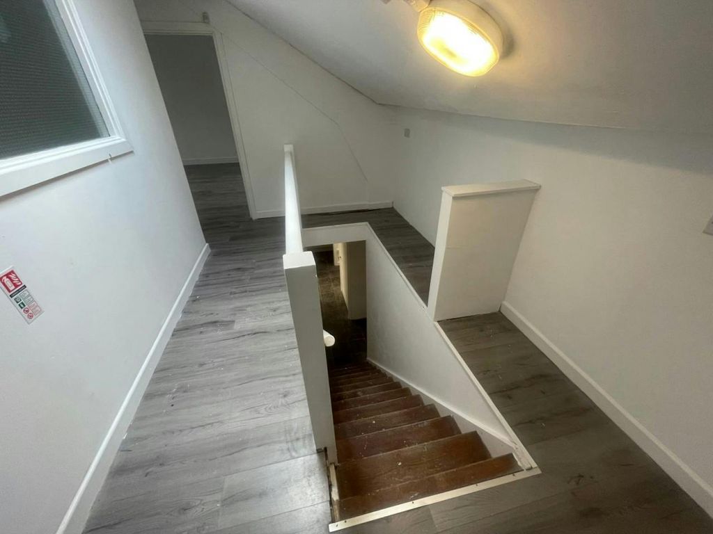 Property photo 3 of 11 Image 3