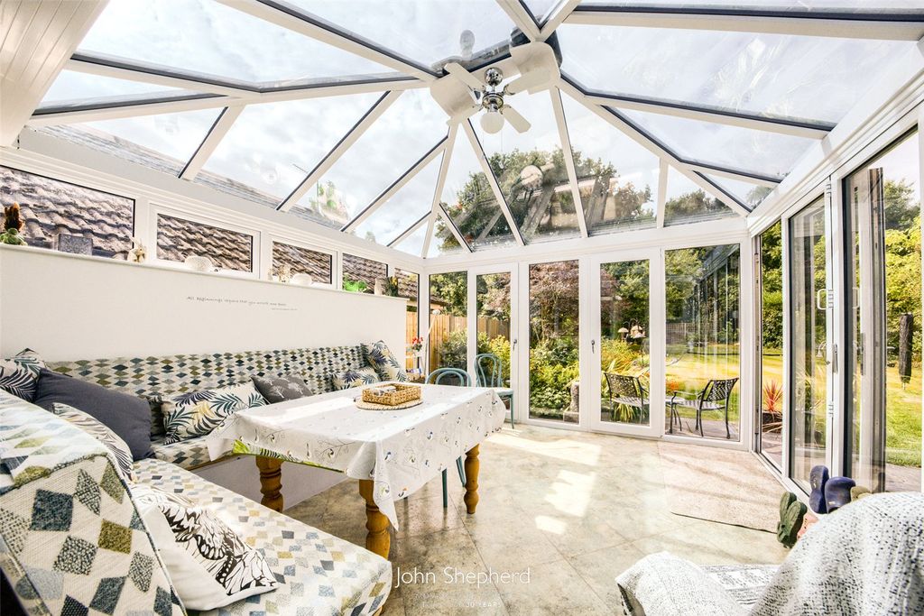 Property photo 3 of 15 Picture No. 14