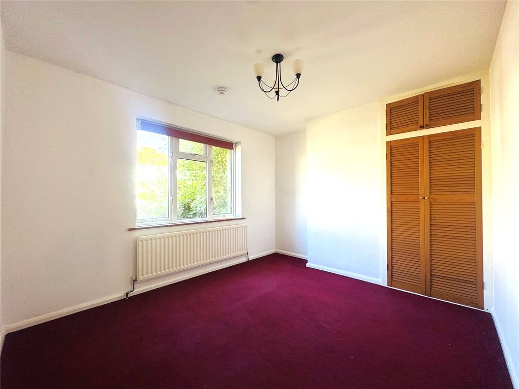 Property photo 2 of 13 Picture No. 30