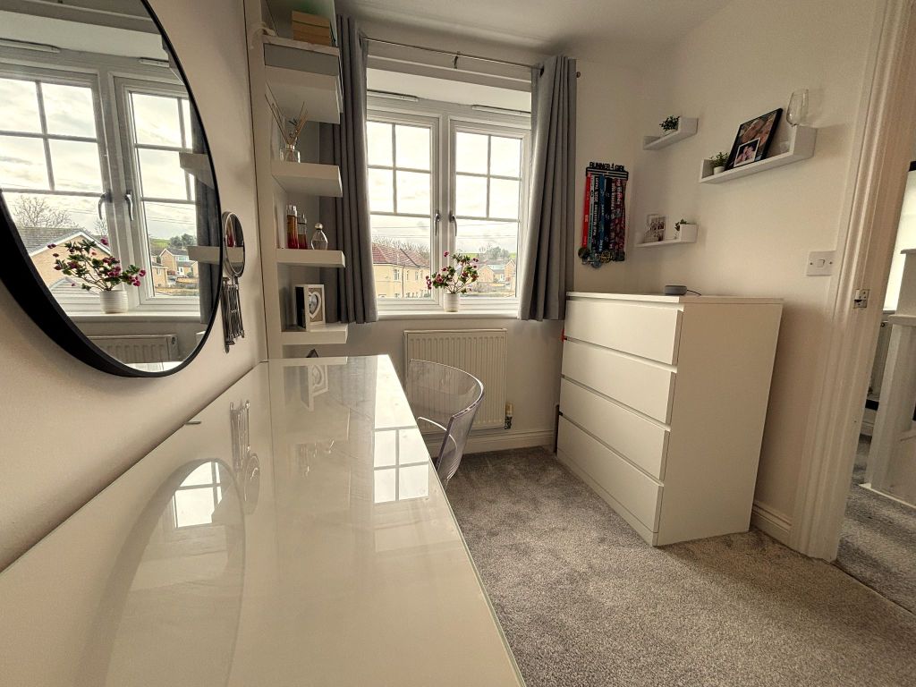 Property photo 3 of 18 Photograph 13