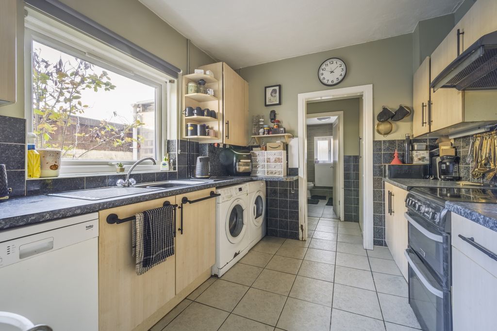 Property photo 2 of 13 Dsc_8756Hdr-Edit