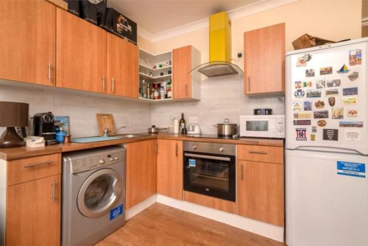 Property photo 2 of 6