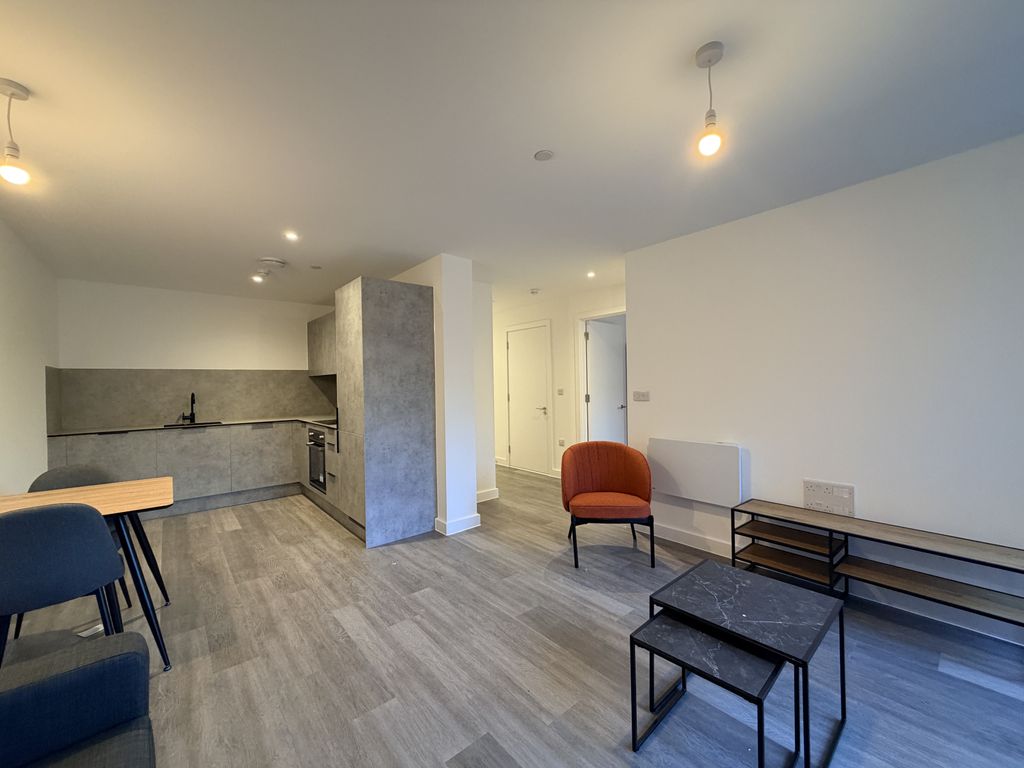 Property photo 3 of 8 Gallery