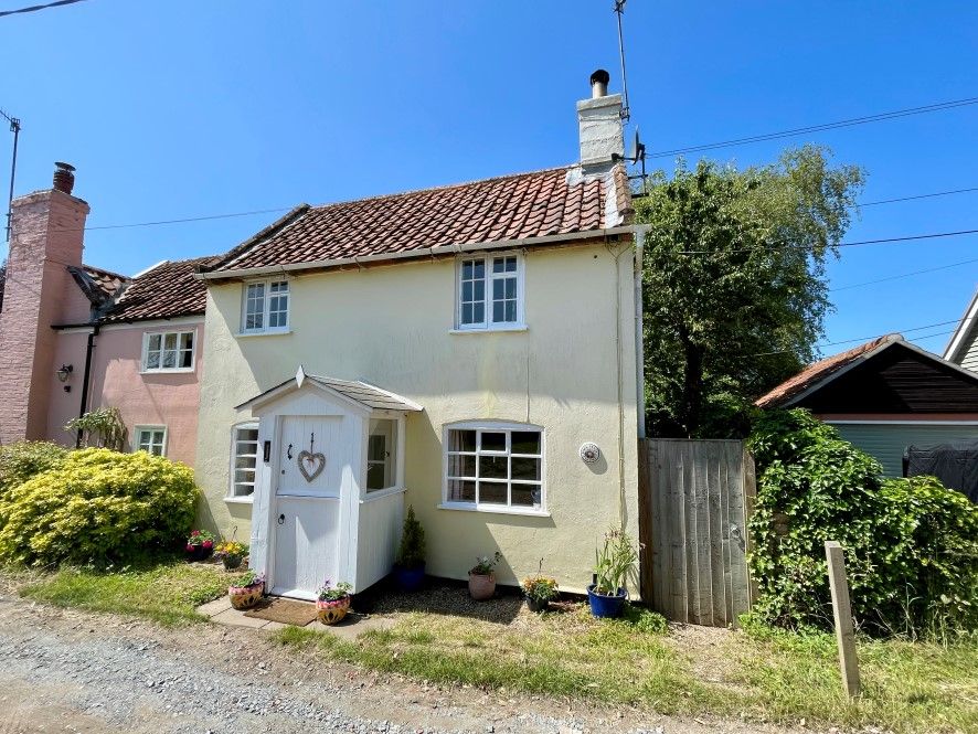 Property photo 1 of 12
