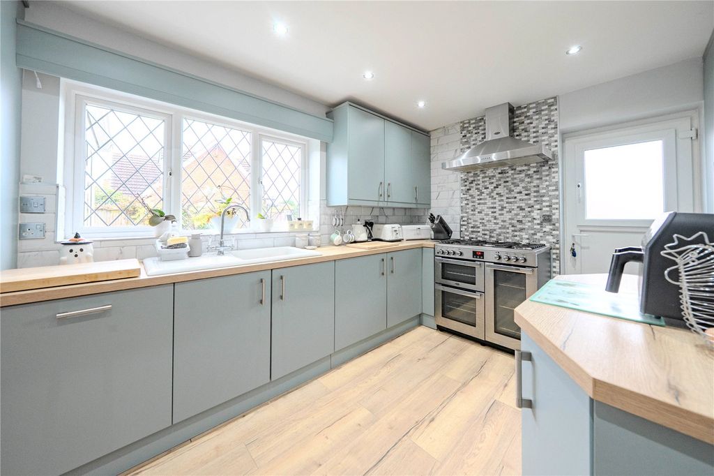 Property photo 3 of 16 Picture No. 07