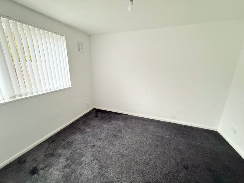 Property photo 3 of 7 Photo 2