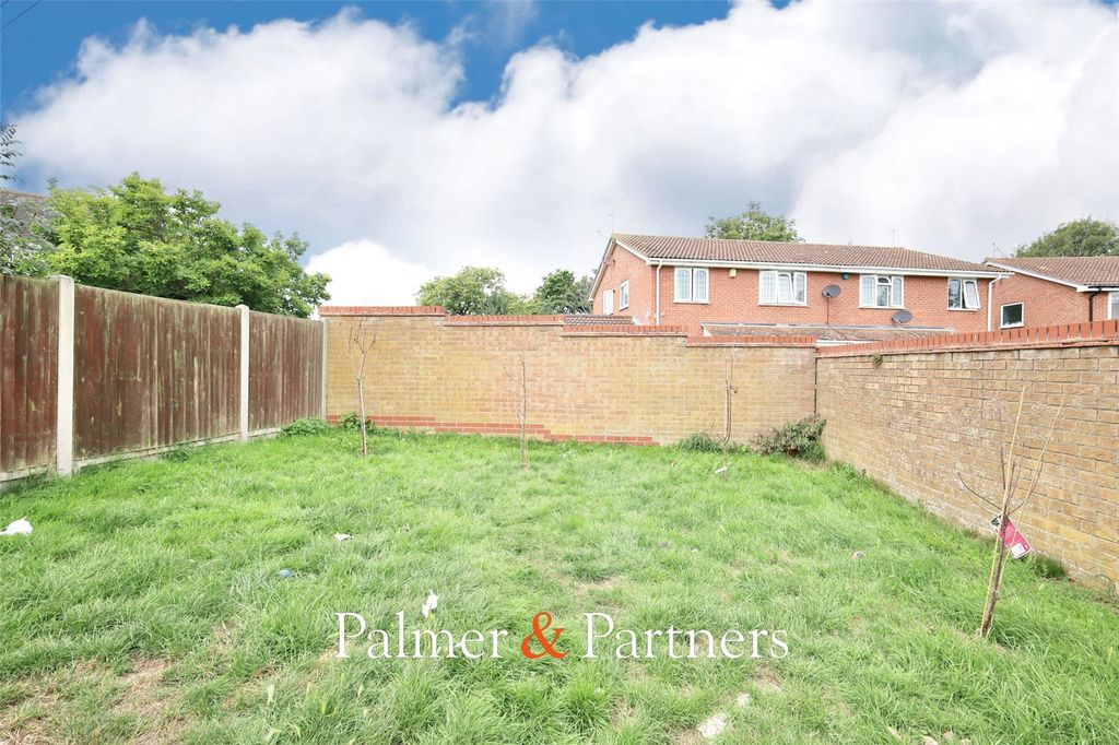 Property photo 3 of 11 Picture No. 08