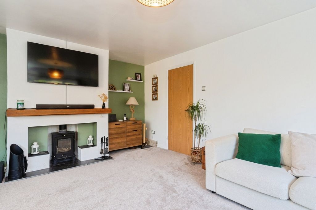 Property photo 3 of 20 Pbox-Img.Jpg