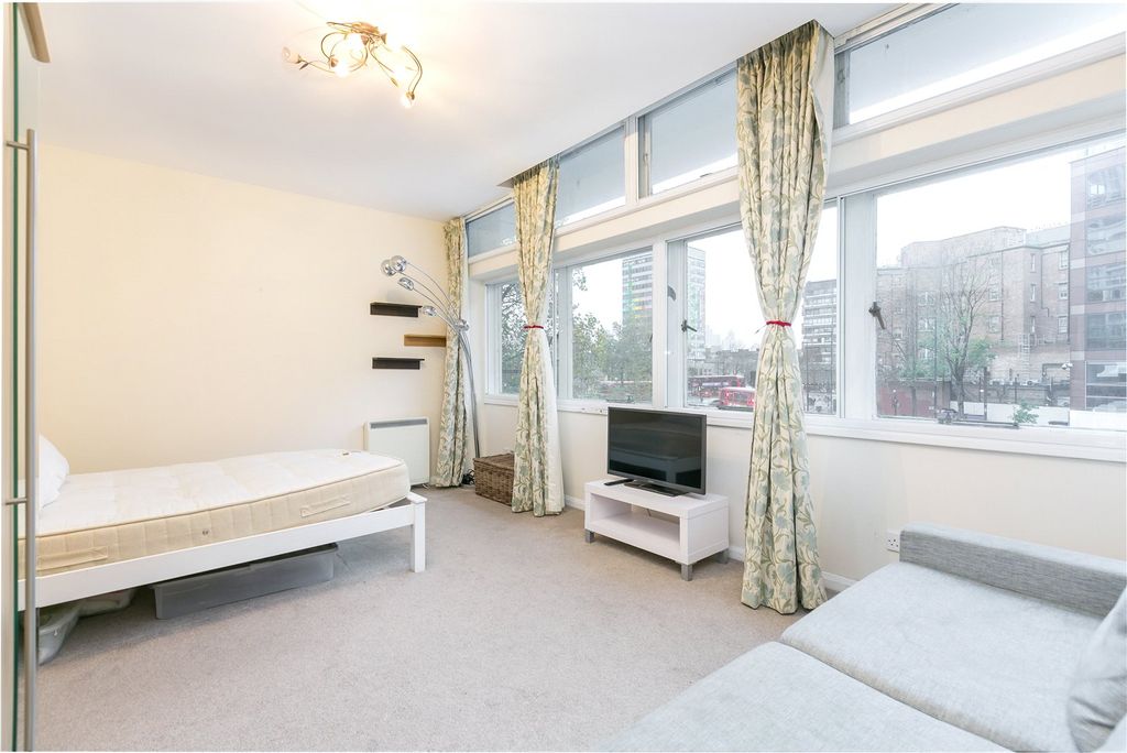 Property photo 2 of 12 Picture No. 10