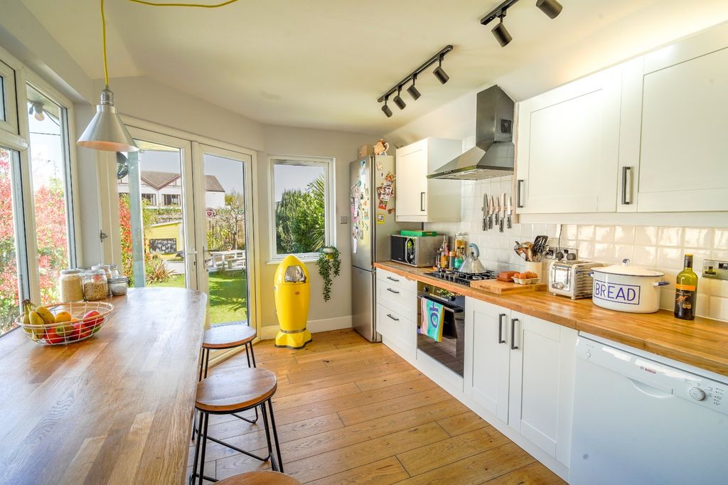 Property photo 3 of 35 Picture No. 85