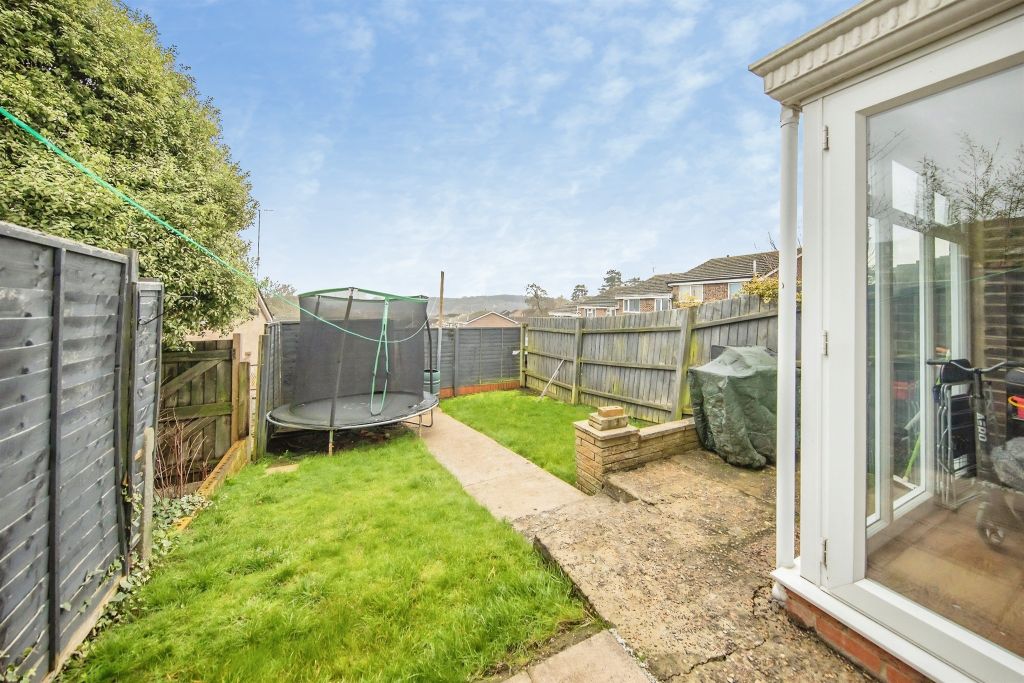 Property photo 2 of 16