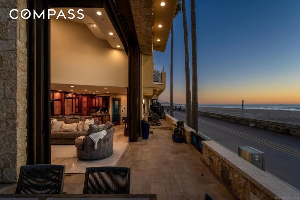 Property photo 3 of 32