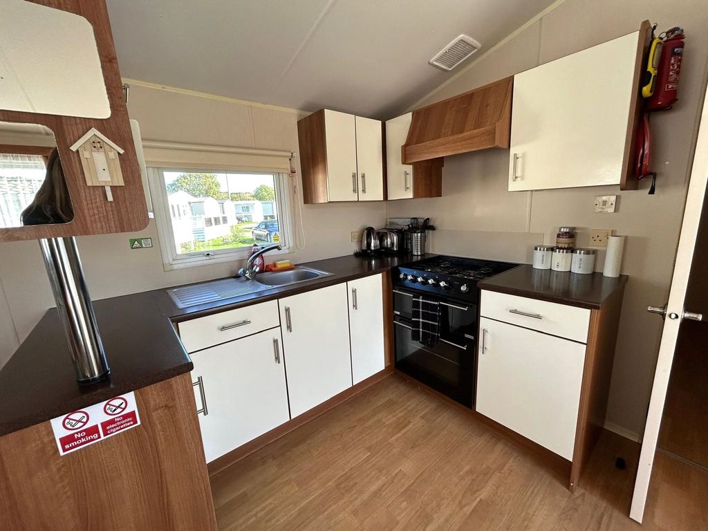 Property photo 2 of 18 Picture No. 02