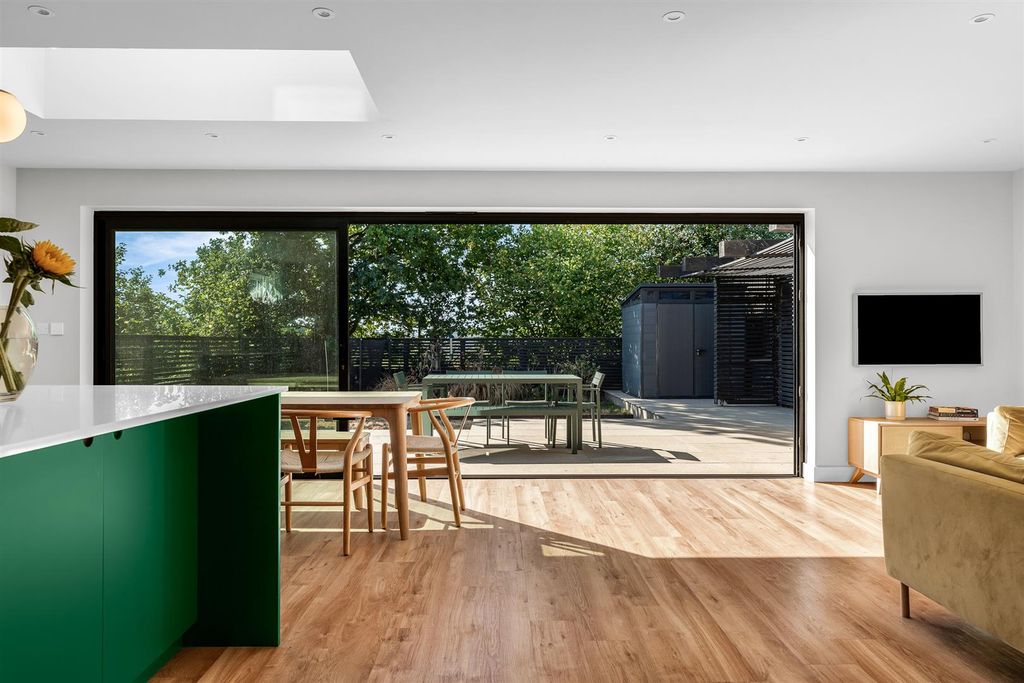 Property photo 2 of 42 Internal-20.Jpg