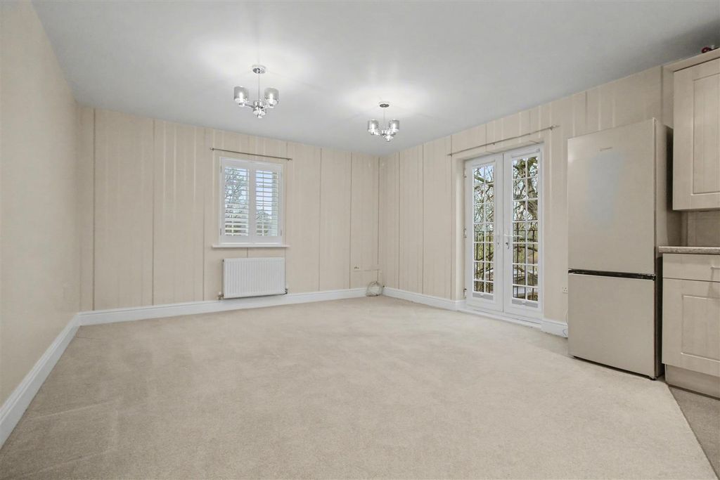 Property photo 3 of 10 Img_3382.Jpg