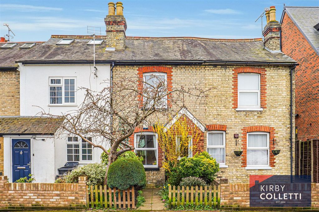 Property photo 1 of 16