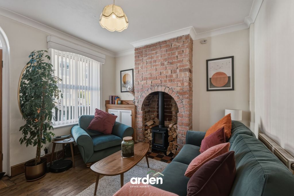 Property photo 3 of 9