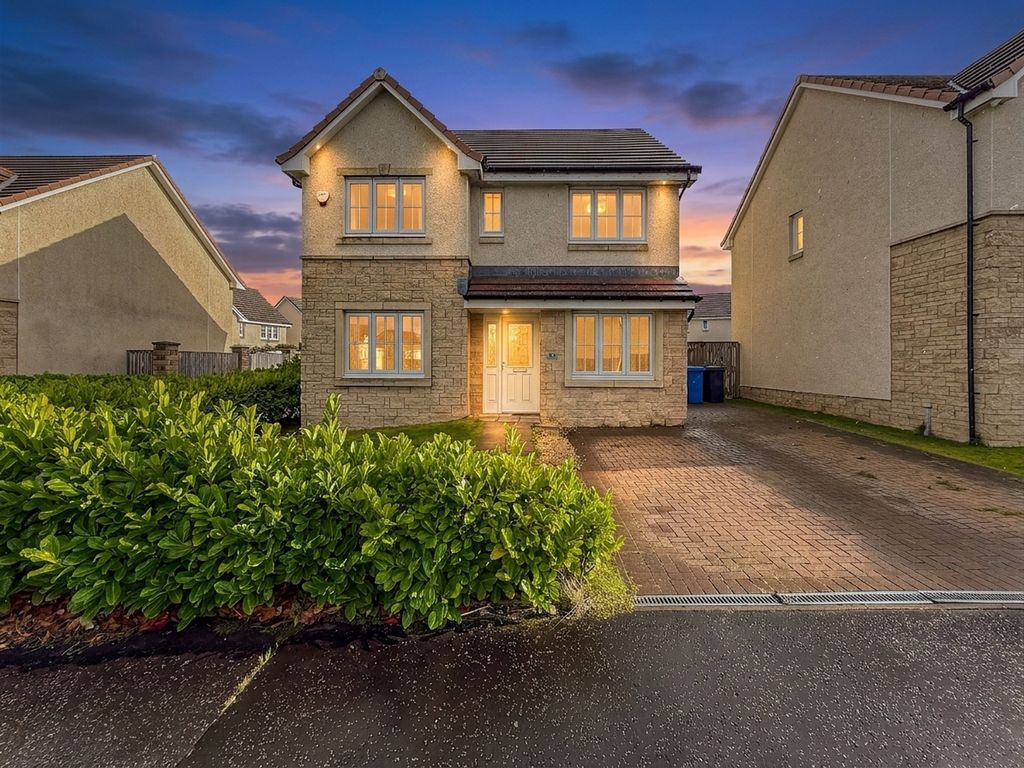 Property photo 1 of 31