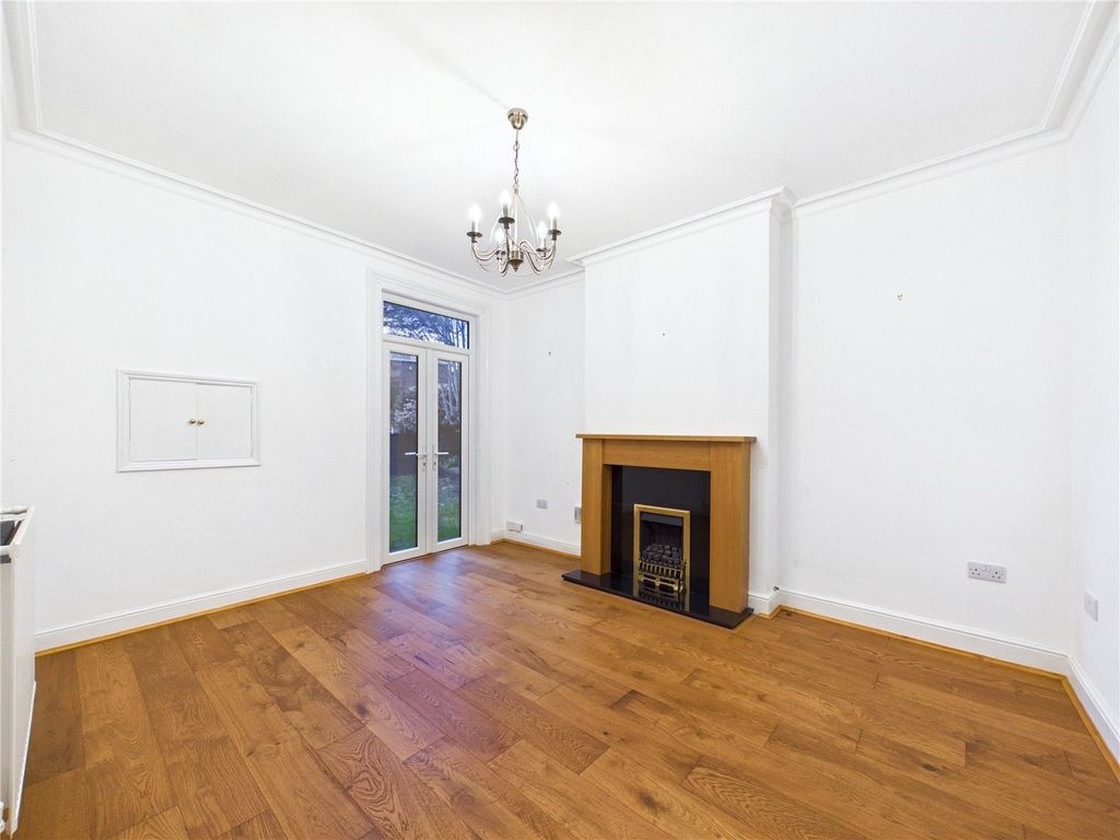 Property photo 3 of 13 Picture No. 08
