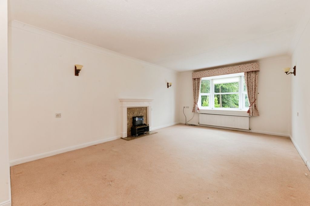 Property photo 1 of 10 Photo