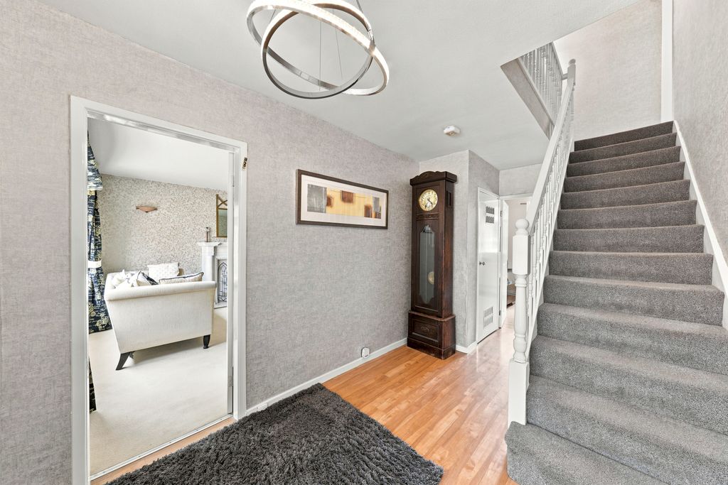 Property photo 3 of 43 Hallway
