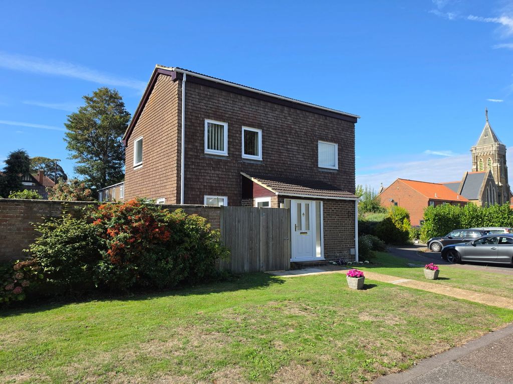Property photo 3 of 34
