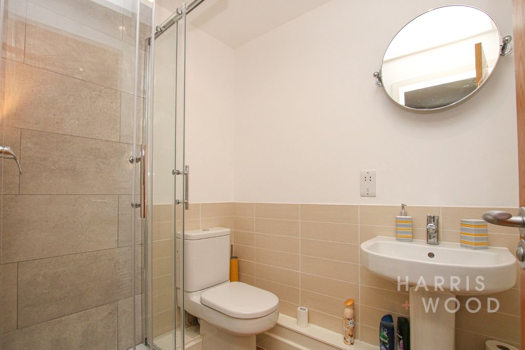 Property photo 2 of 11 4567491