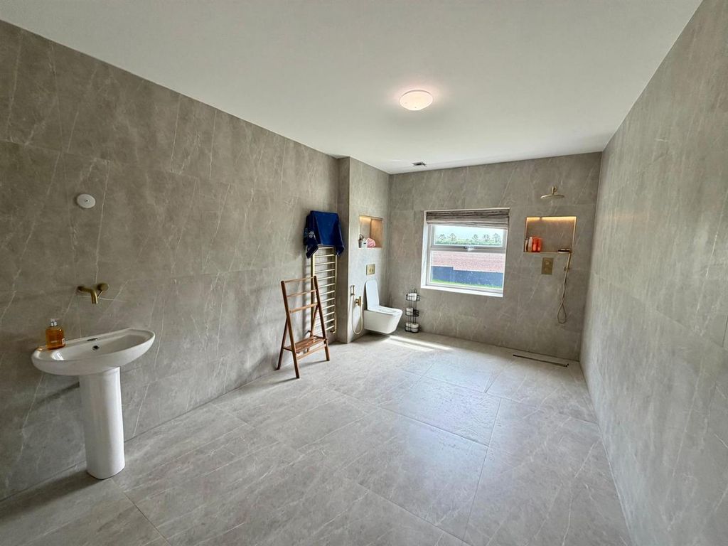 Additional image 11 of 6 bed detached house for saleHall Lane, Wincham, Northwich CW9