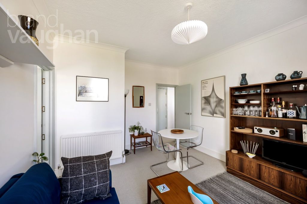 Property photo 3 of 15 Picture No. 05