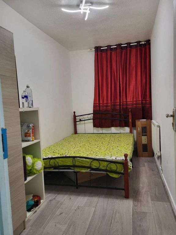 Property photo 1 of 1