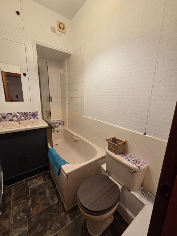 Property photo 3 of 10 Photo 3