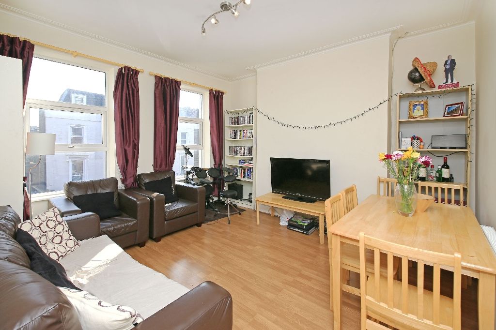 Property photo 1 of 8