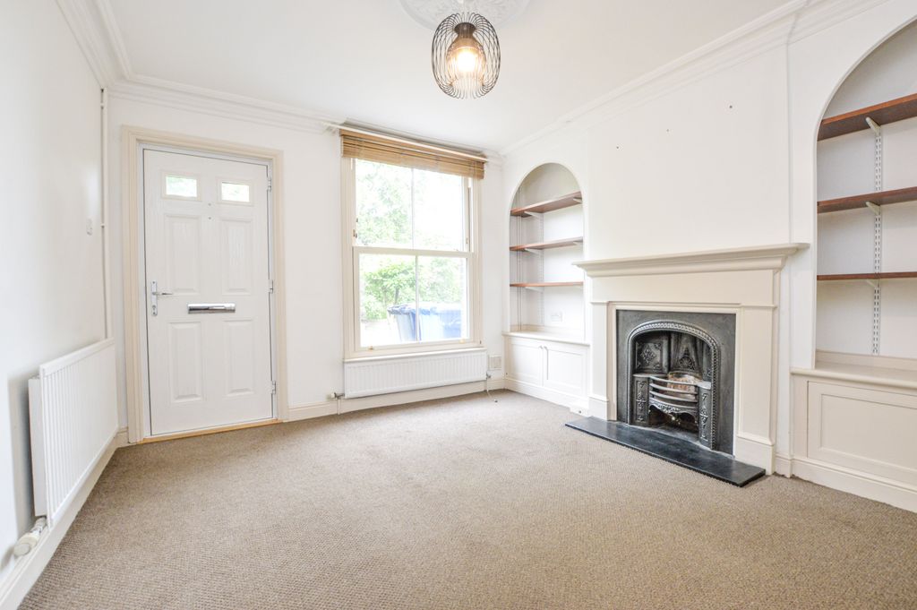 Property photo 2 of 10 1-Dsc_0280