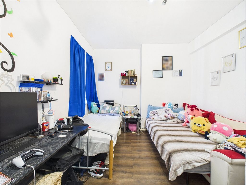 Property photo 2 of 5 Picture No. 04
